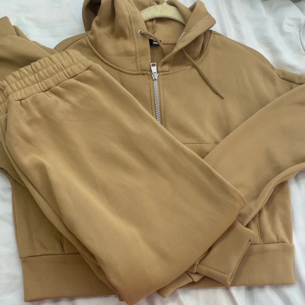 Tan sweat set Brand new with tags